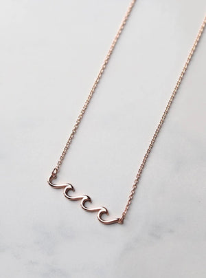 DELICATE WAVE NECKLESS IN ROSE GOLD